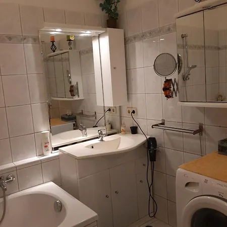 Apartment Charly's *